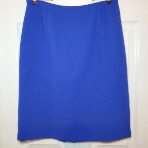Tahari 2 Piece Skirt Set Sz 10 Blue Top and Skirt - Picture 7 of 14